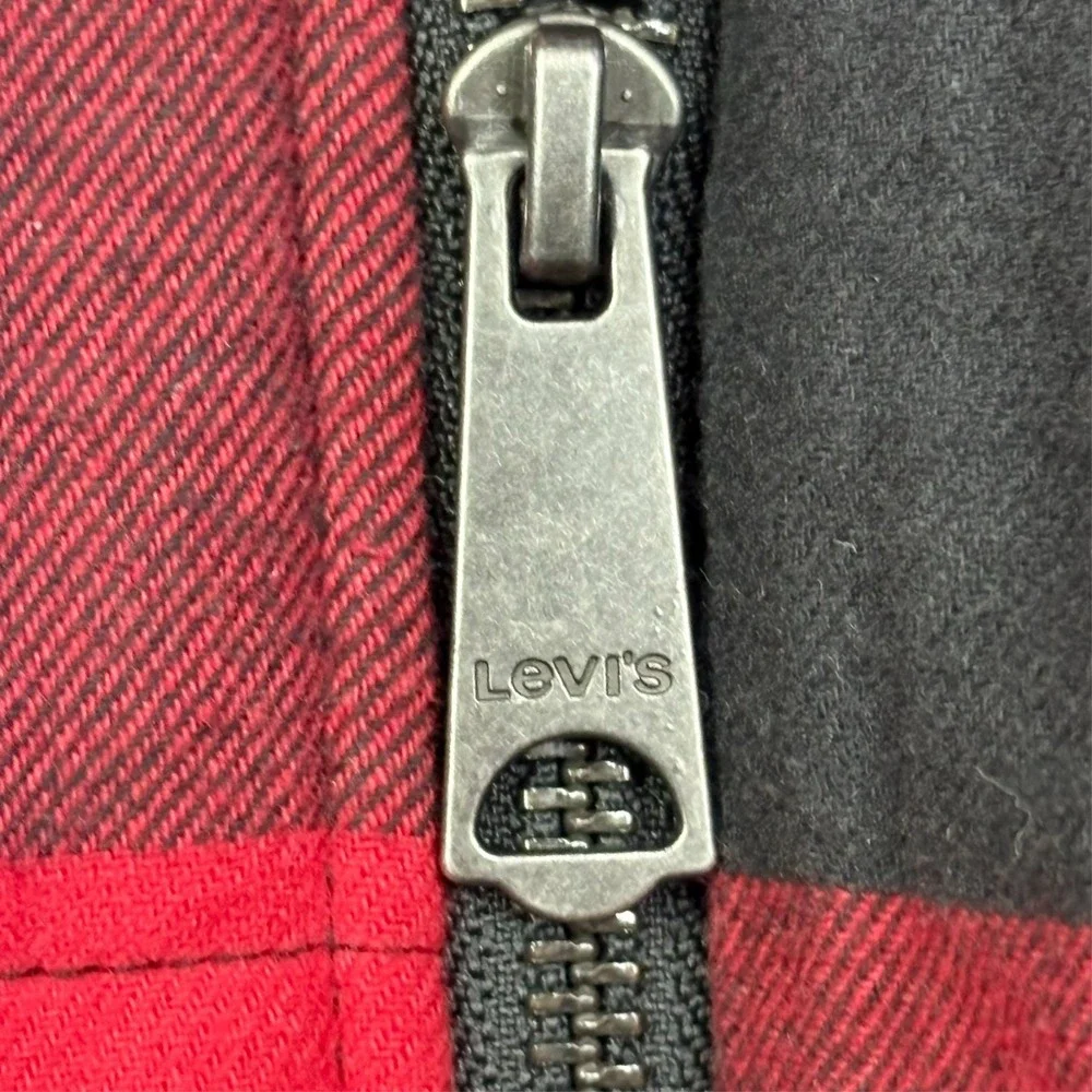 Levis Quilted Hooded Jacket Mens S Buffalo Plaid Full Zip Drawstring Hood NWT‎